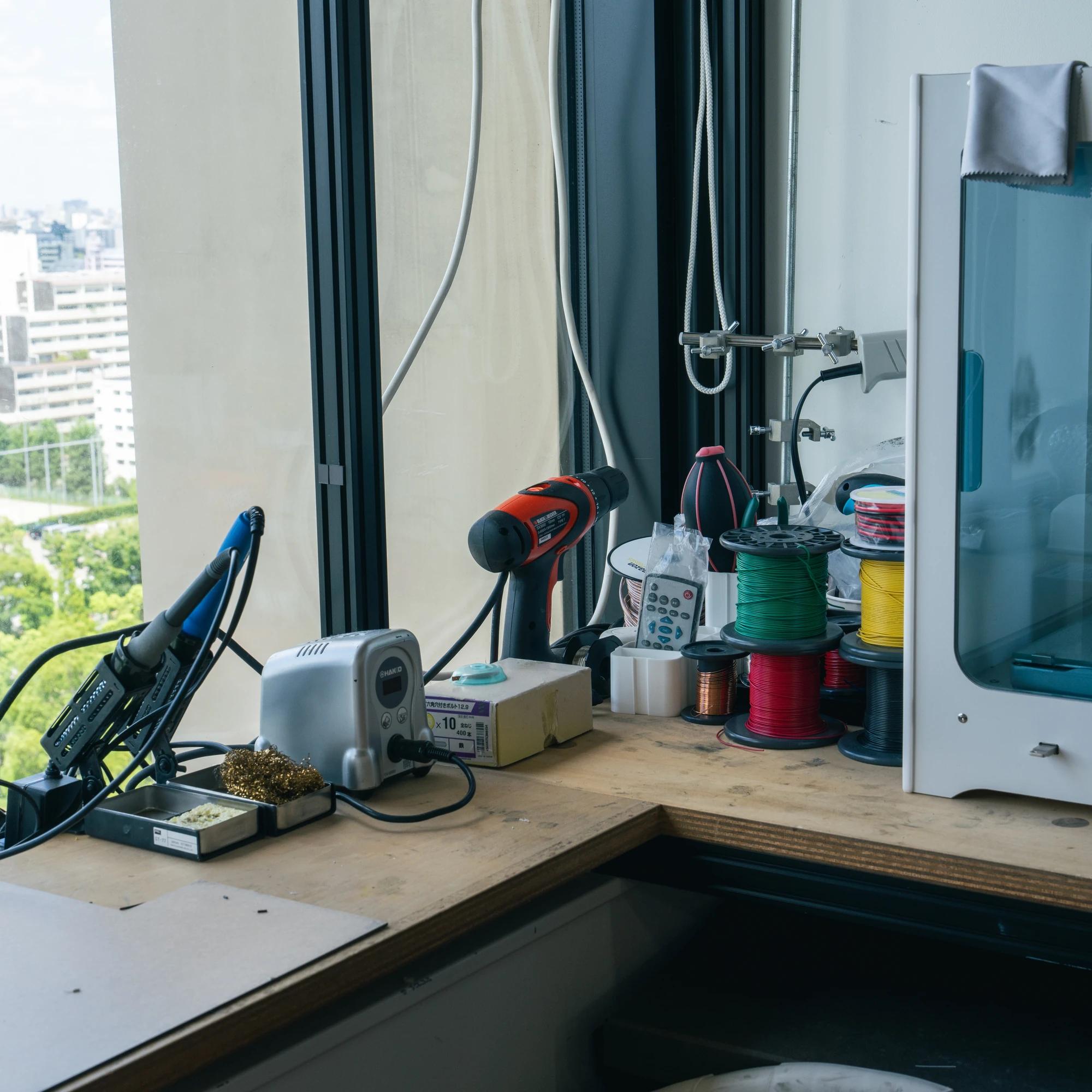 電子工作ベース